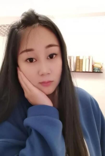 上了邻家小妹，身材匀称，挺骚的