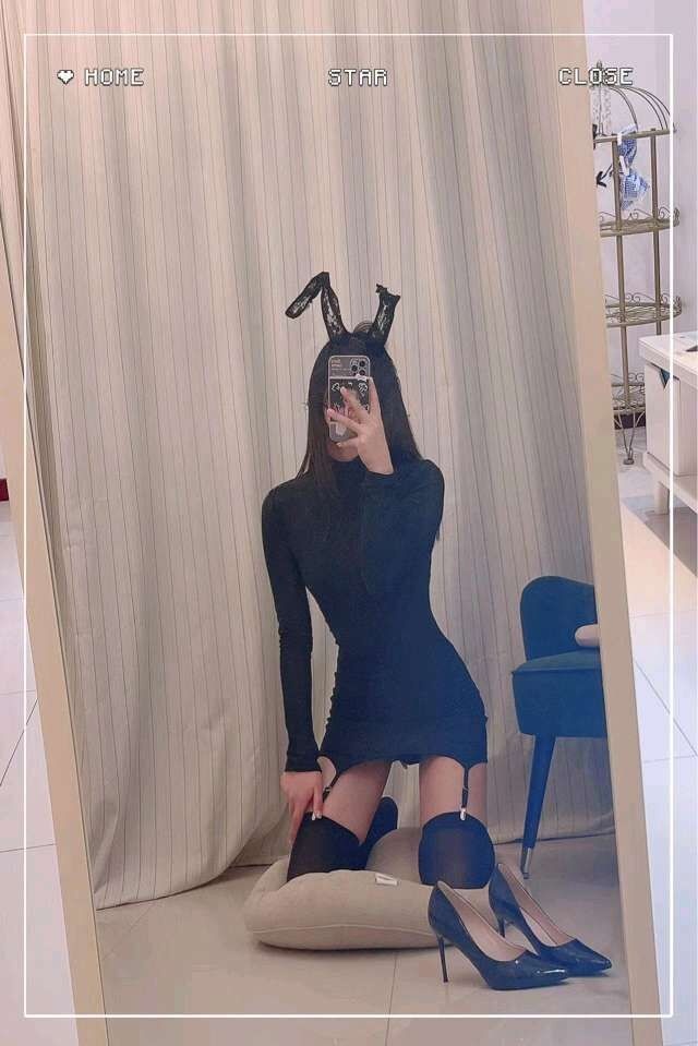 体验长腿漂亮美女，真是爽的飞起