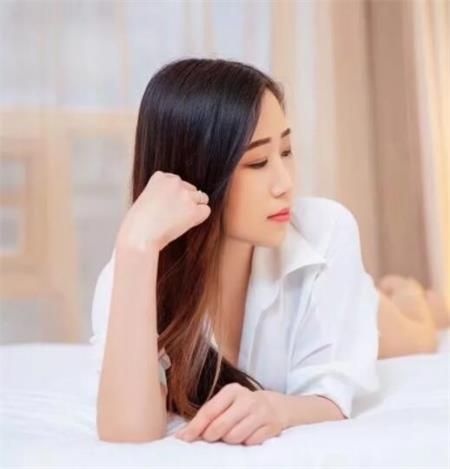 身材不错妹子，颜值耐看，很舒服