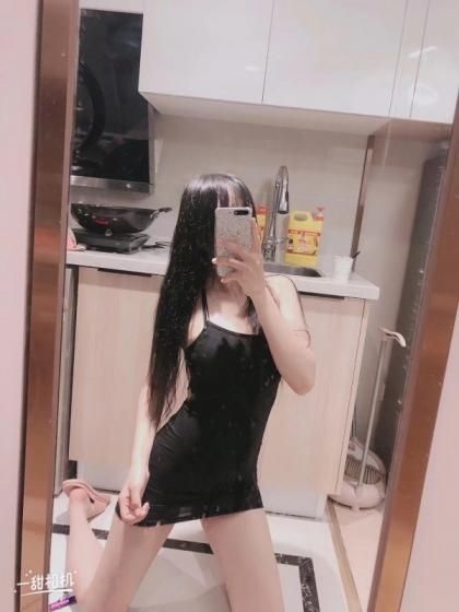 妹子很热情，很健谈，身材好，骚