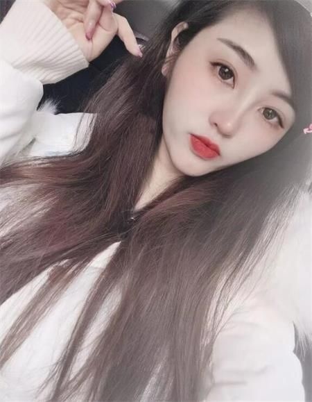 口活极好的妹子，很漂亮，制服是特色