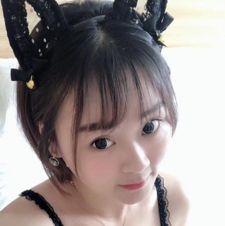 颜值不错的兼职护士，态度很好