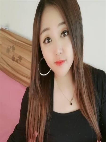 技术型妹纸，微胖女神，主动上位