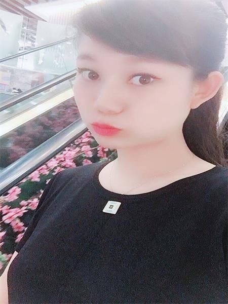 兼职少妇，口活超棒哟，服务有耐心