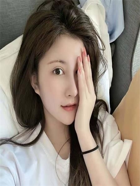 大臀美妇手法非常舒服，制服很爽