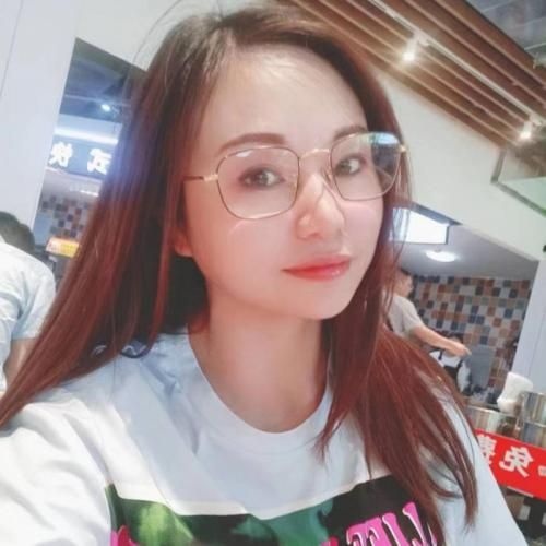 口活很棒的妹子，水还挺多的，非常配合，叫声也大