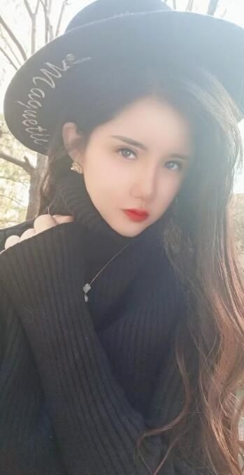 健身系美女，女人味十足，水很多