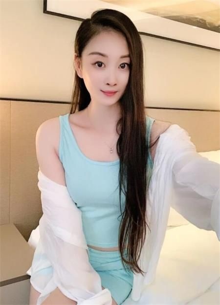 颜值身材俱佳的，性感小宝贝