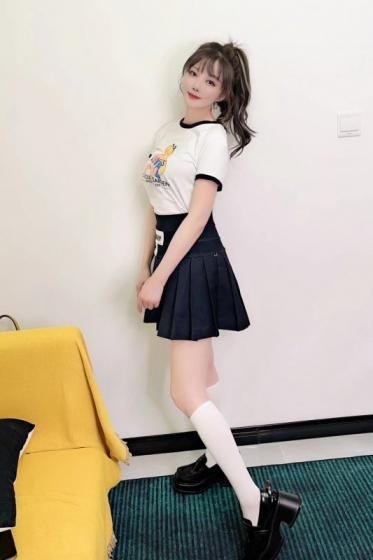 轻熟性感小妹，活好不机车