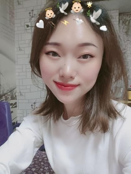 很耐看的性感妹子，口活很不错，水多
