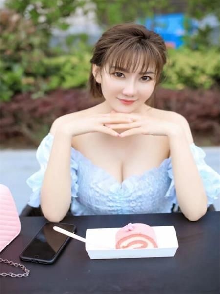 小奶妹服务很爽，玩的很嗨皮