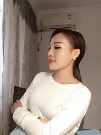 气质高挑小仙女，口的技术好，爽