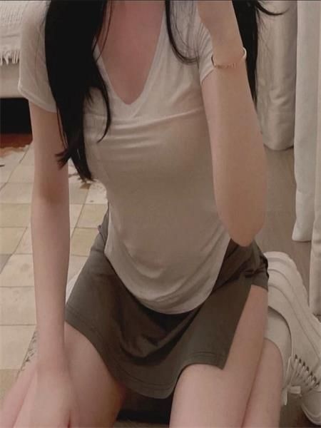 服务系性感美女，放的开，人热情体贴