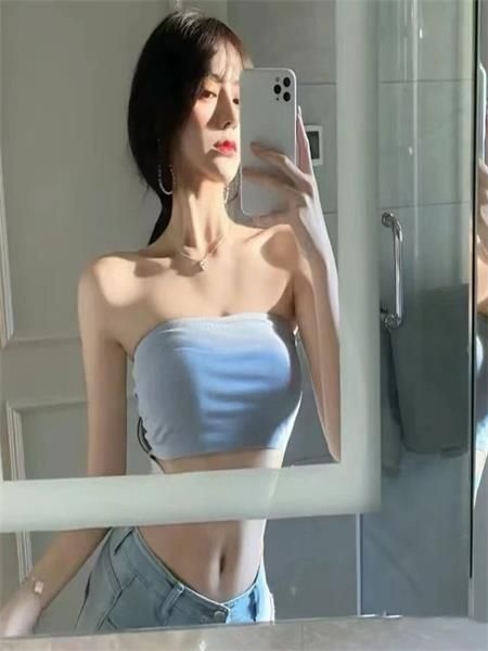 妹子很紧很会夹，很有感觉，活好人也热情
