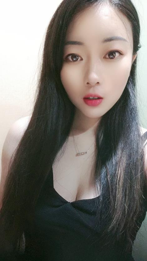 挑逗功夫好，有御姐女人那种狂野的劲儿