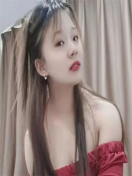 喜欢大胸嫩妹的可以考虑