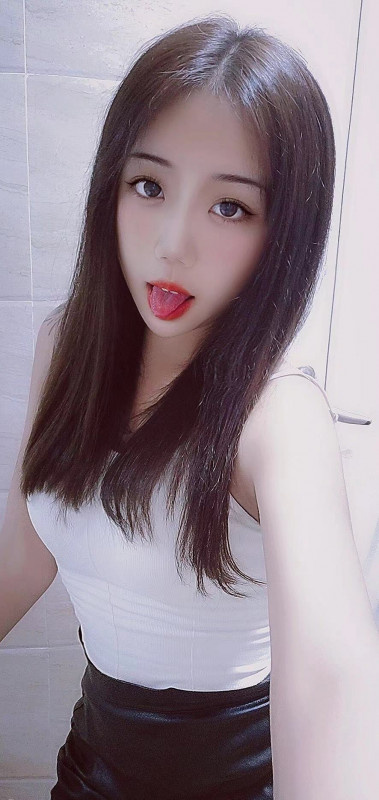 挺不错的妹子，玩的很开，很有体验感