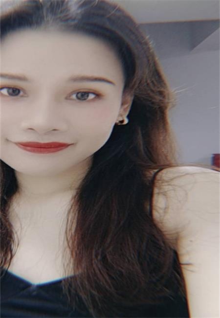 女人味十足的少妇，身材很好，服务更爽