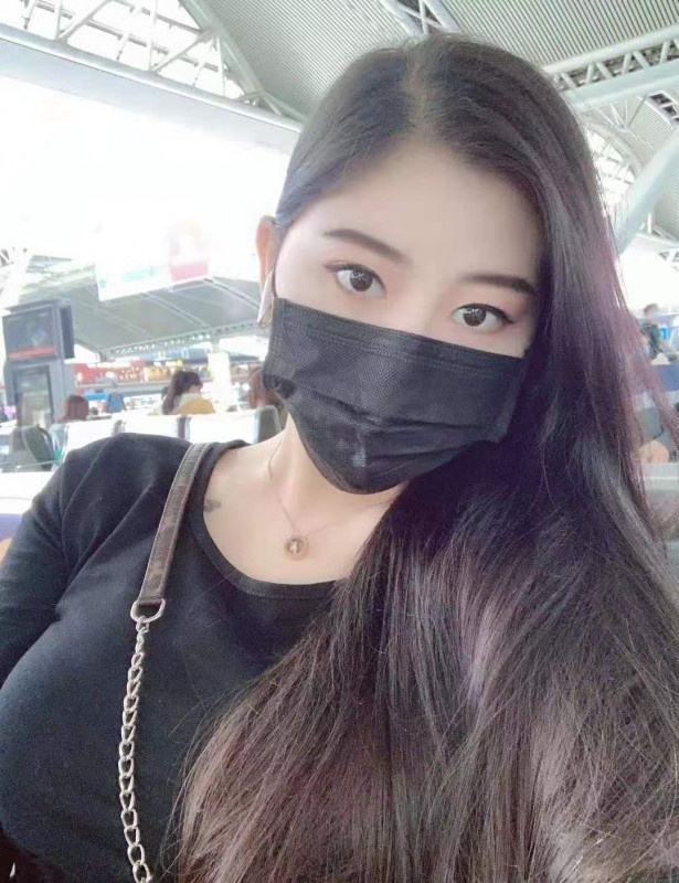 性感大胸妹，女上的时候，太有视觉冲击感