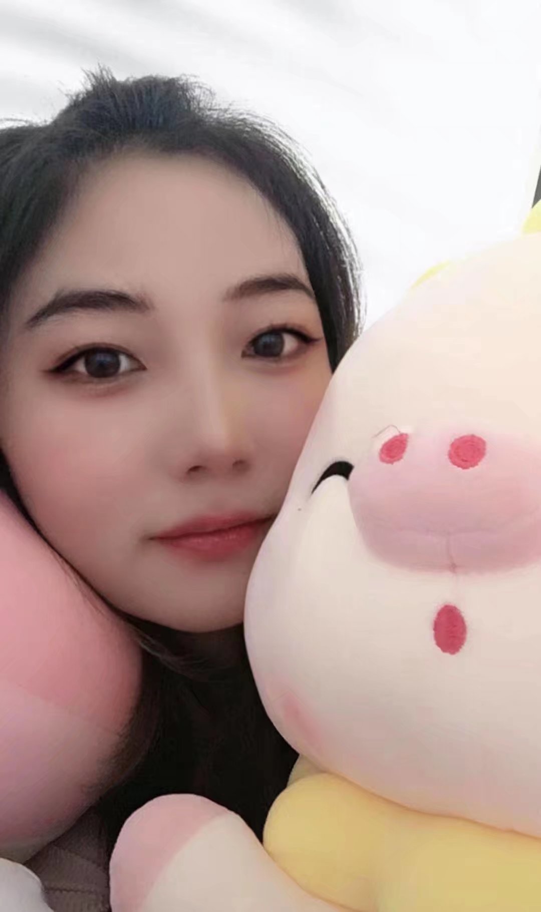 不错的长腿妹子，身材凹凸有致，诱惑力十足