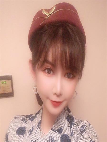 颜值高的元气少女，配合好，整体很满意