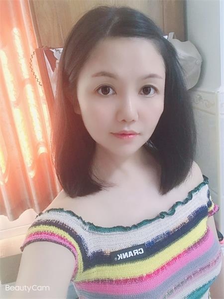 妹子服务态度好，口的很舒服，体验感强