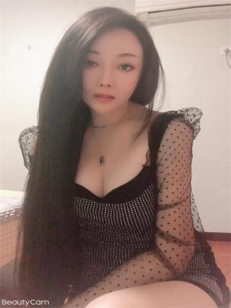 不错的胸挺小妹，很大很软，过程很爽