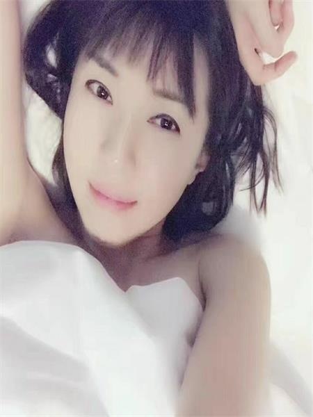 大长腿妹子服务不错，紧嫩多水