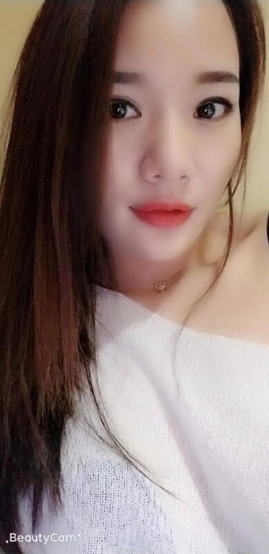 颜值身材还不错，服务也卖力，性格奔放