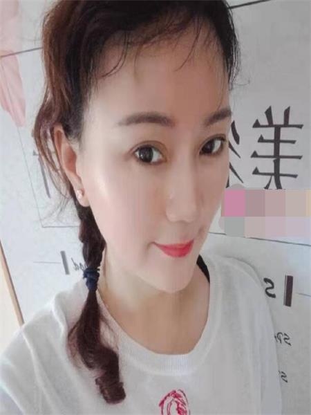 体验个少妇，自己是做美容的