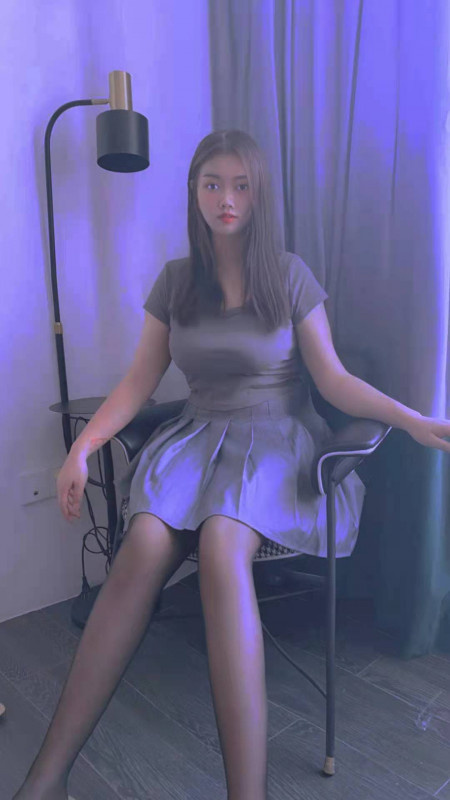 大胸妹子，服务中肯，态度温柔