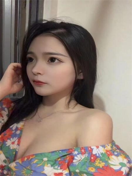 小姐姐挺骚的，会叫，体验挺舒服
