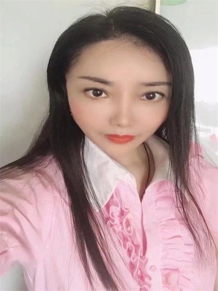 性价比不错的熟妇，叫床是认真的，舒服