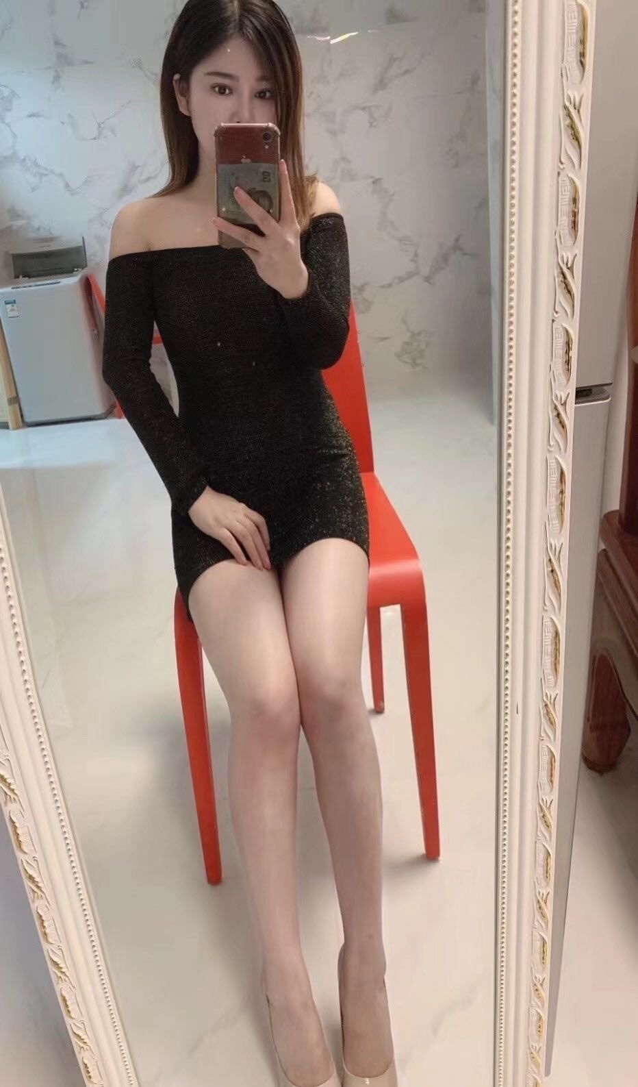 颜值不错的美少妇，个人感觉还不错