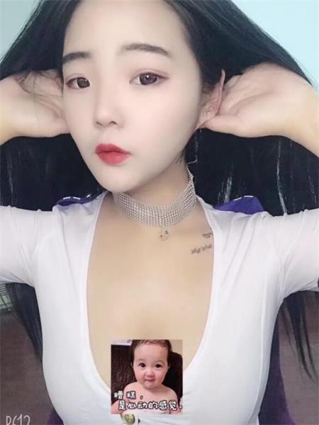 娇小妹子服务好，比较嫩和紧