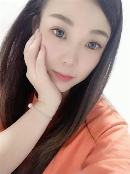 妹子服务不错，颜值也可以