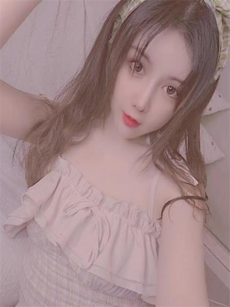 娇小可爱身材好的妹子，服务很棒