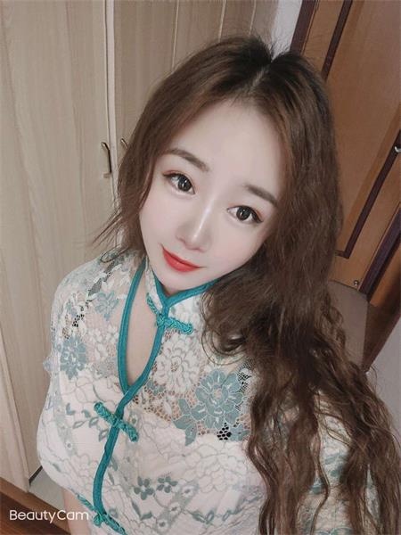 服务很爽的性感少妇，有女人味