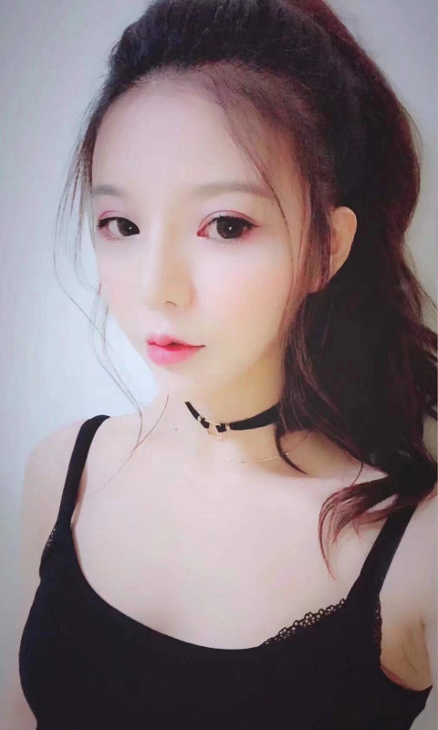 很听话的小美女，配合度高，战斗力很强
