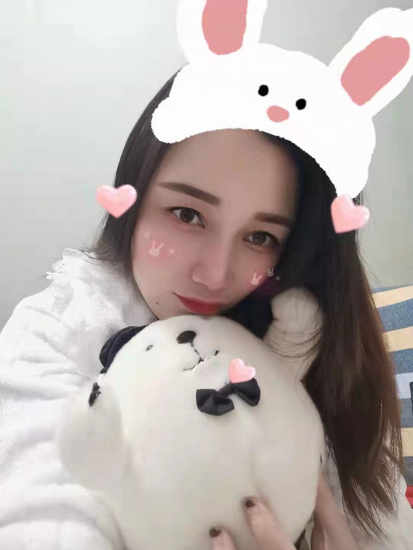 高挑大胸妹，温柔听话，服务细致