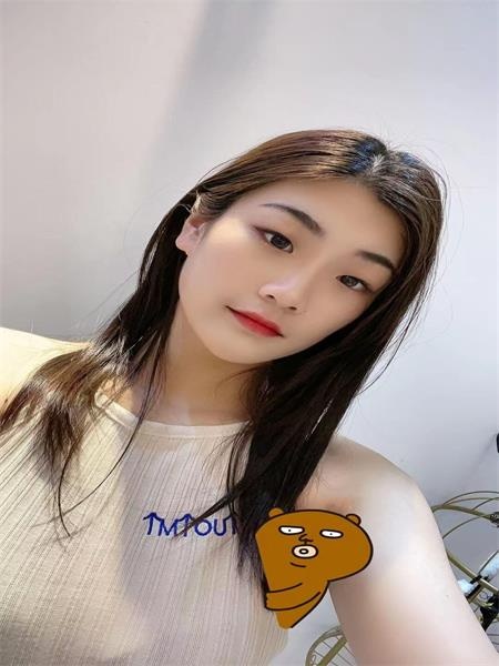 年轻妹子腿控福音，嫩嫩，水多