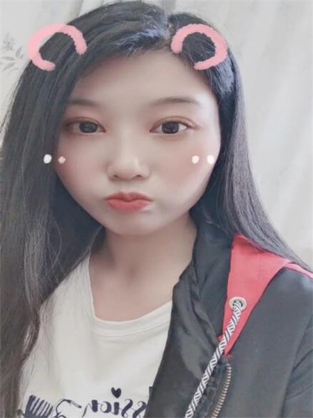 后入非常爽的兼职妹子，还会口，很迷人