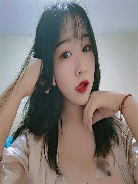漂亮的柔软妹子，乖巧听话，活好不催人