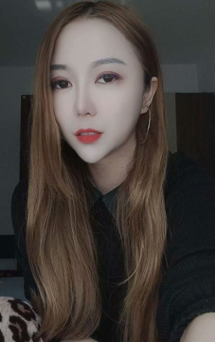 胸很大的轻熟妇，适合能夯的老司机