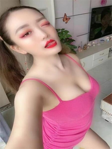 妹子服务态度好，活好不机车，口活享受