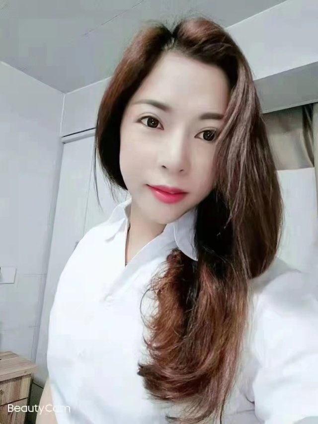 分享个靠谱的少妇,口活一流,全套服务身材也很棒