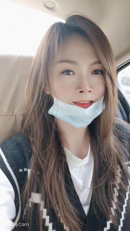 颜值身材都不错的小美女，性价比高，泻火可以