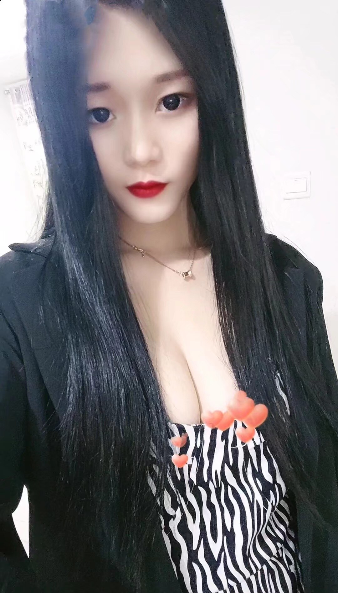 身材超棒的美女，颜控可以试试