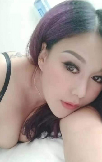 人挺好也没机车 奶子大，逼水也多