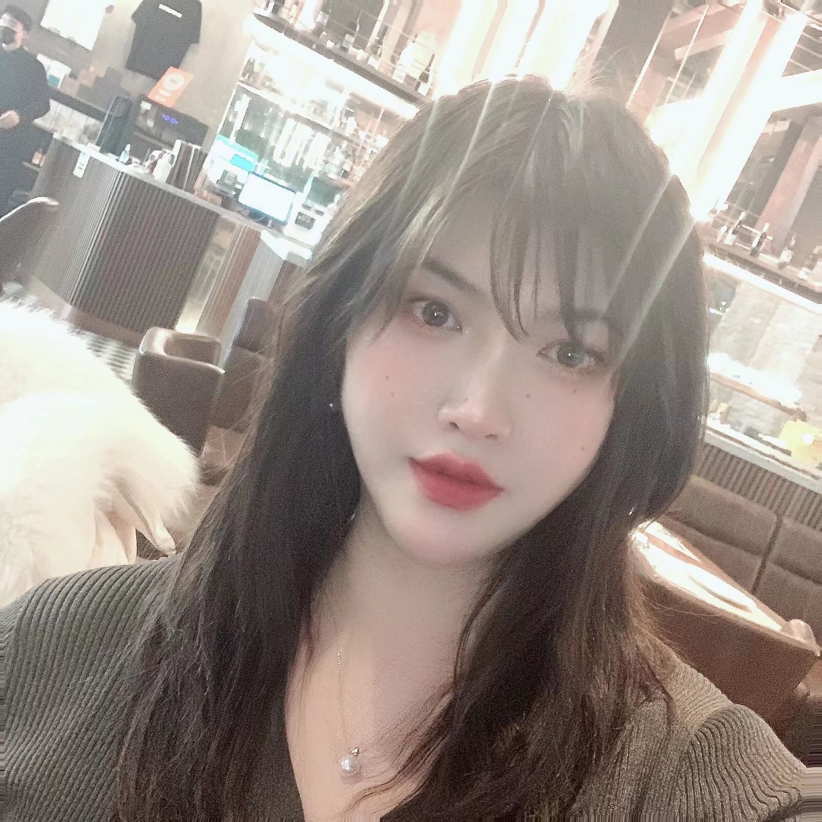 微胖小姐姐，颜值不错，很主动